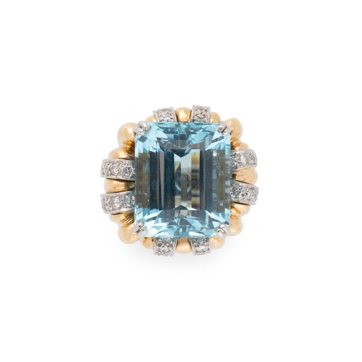 Bague Cocktail en or jaune, aigue - marine et diamants - Castafiore