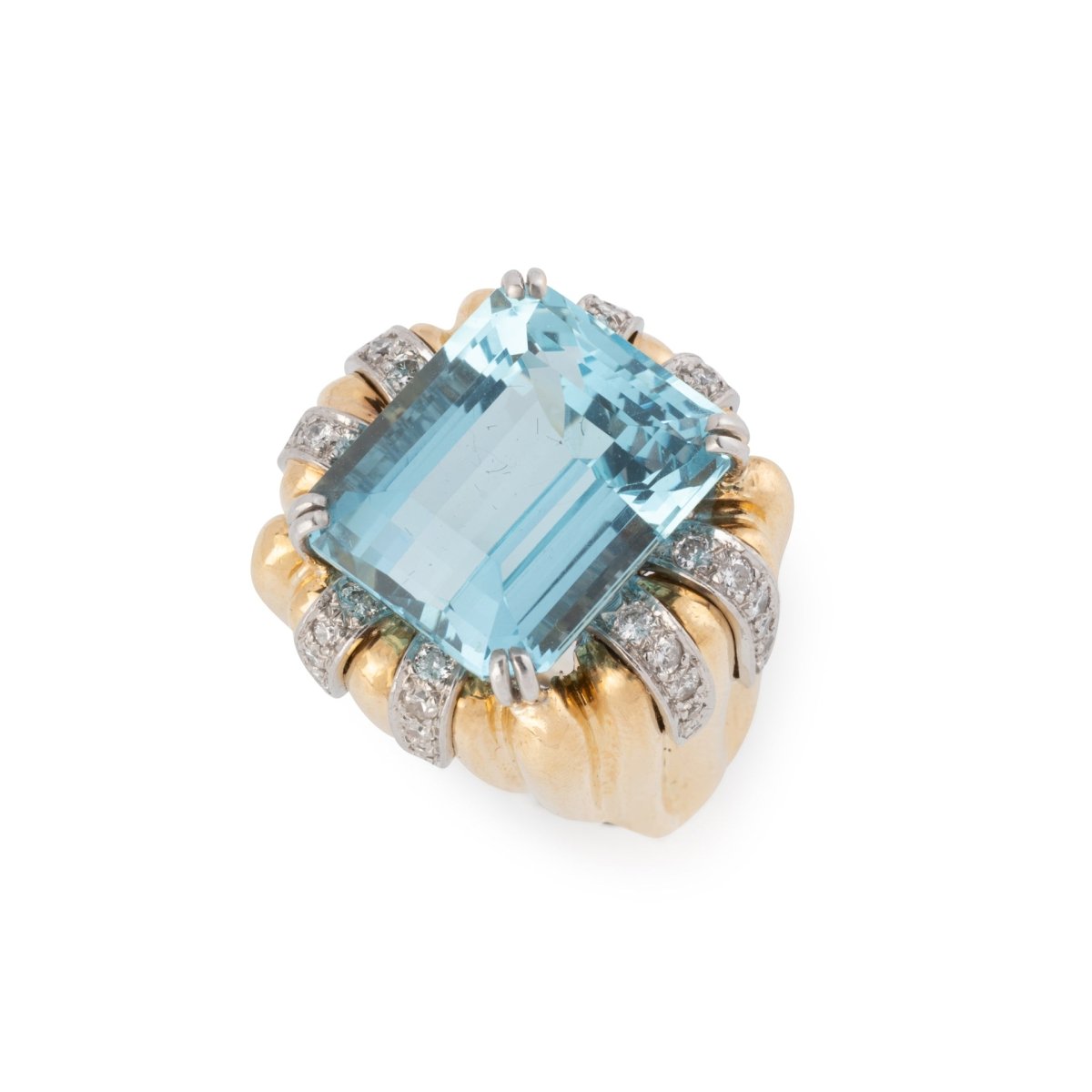 Bague Cocktail en or jaune, aigue - marine et diamants - Castafiore