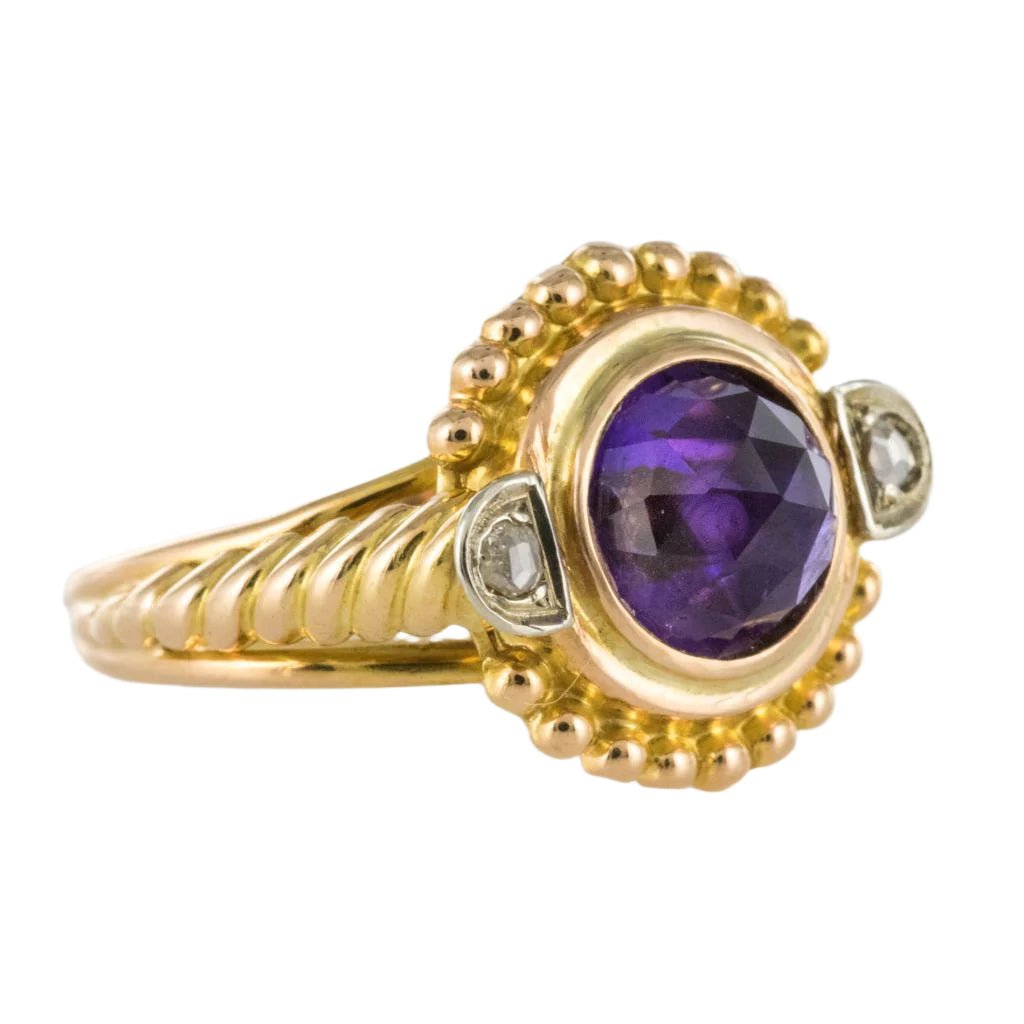 Bague Cocktail en or jaune, améthyste et diamants - Castafiore