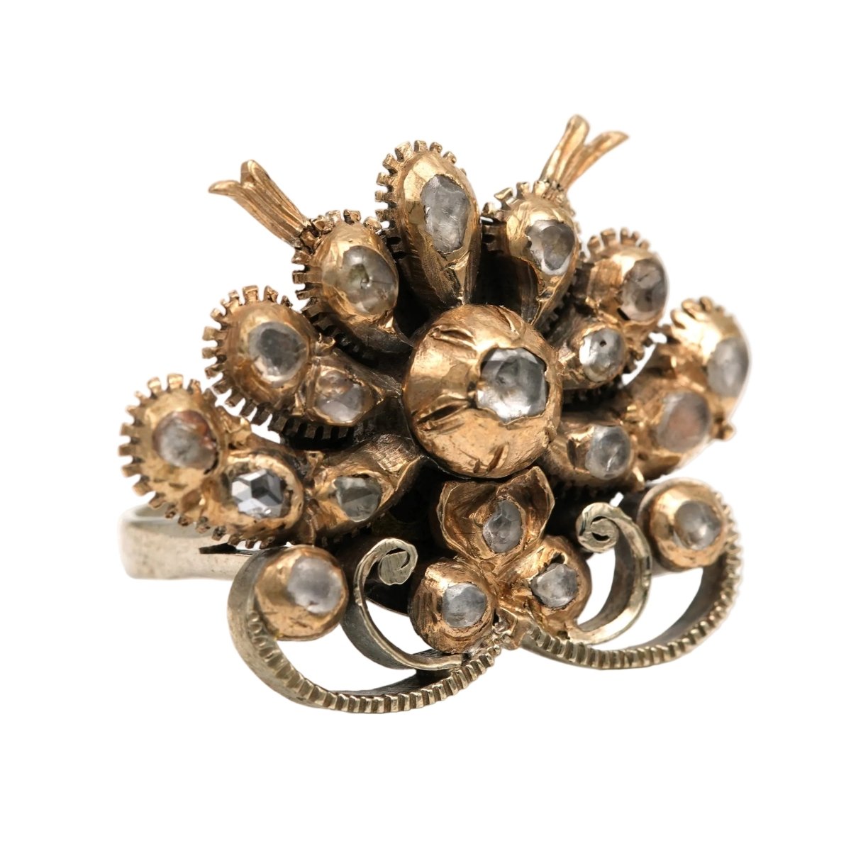 Bague Cocktail en or jaune, argent et diamants - Castafiore