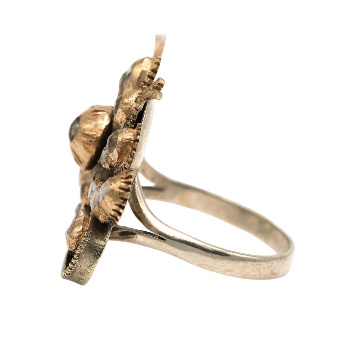 Bague Cocktail en or jaune, argent et diamants - Castafiore