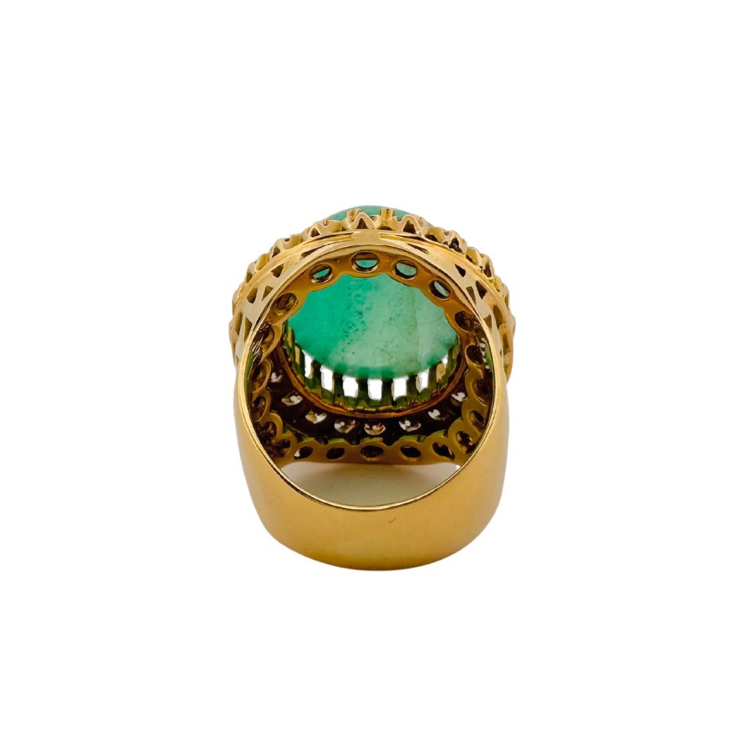 Bague Cocktail en or jaune, émeraude et diamants - Castafiore