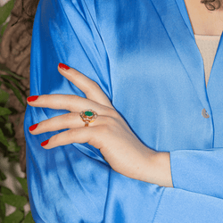 Bague Cocktail en or jaune, émeraude et diamants - Castafiore