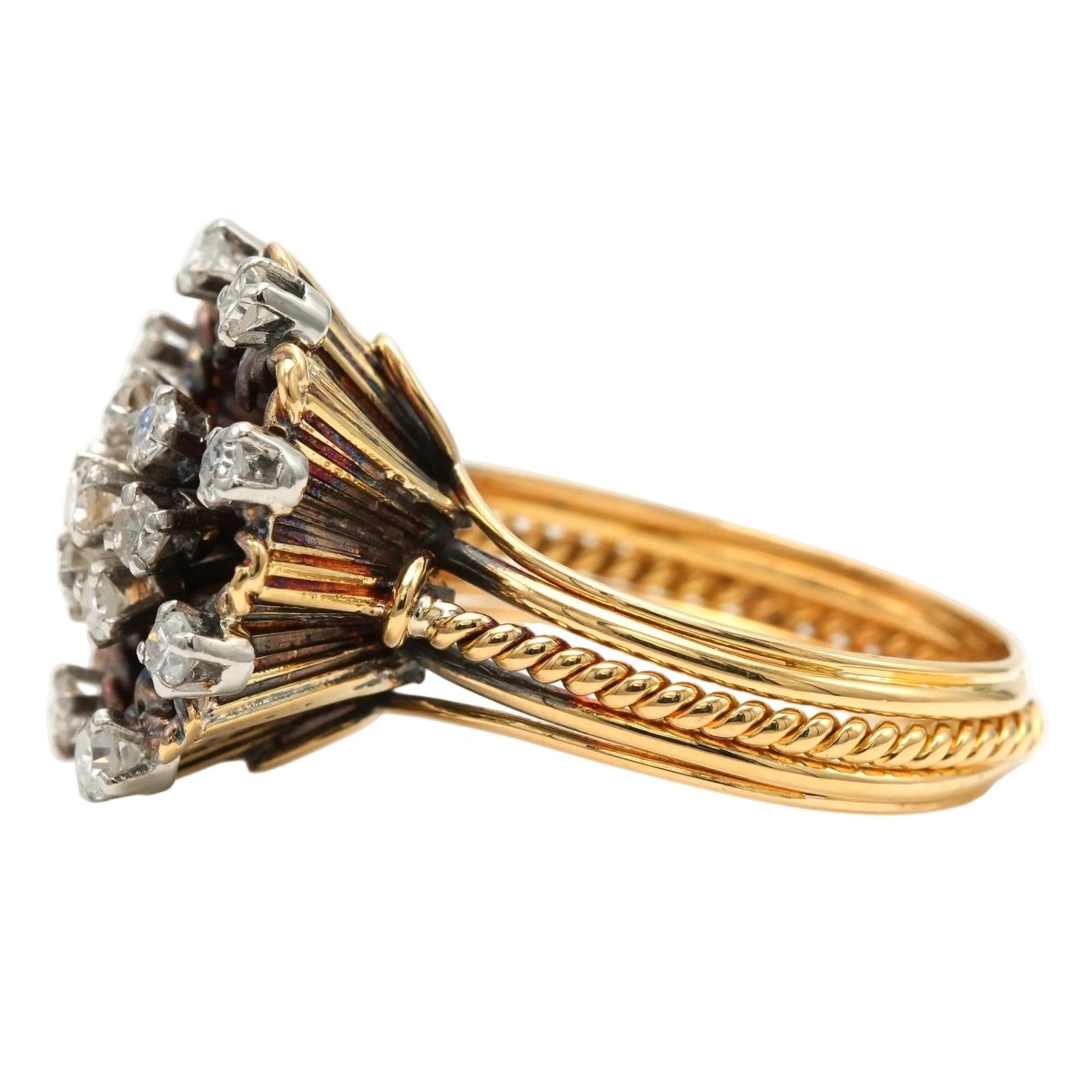Bague Cocktail en or jaune et diamants - Castafiore