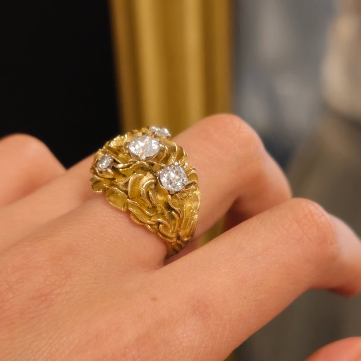 Bague Cocktail en or jaune et diamants - Castafiore