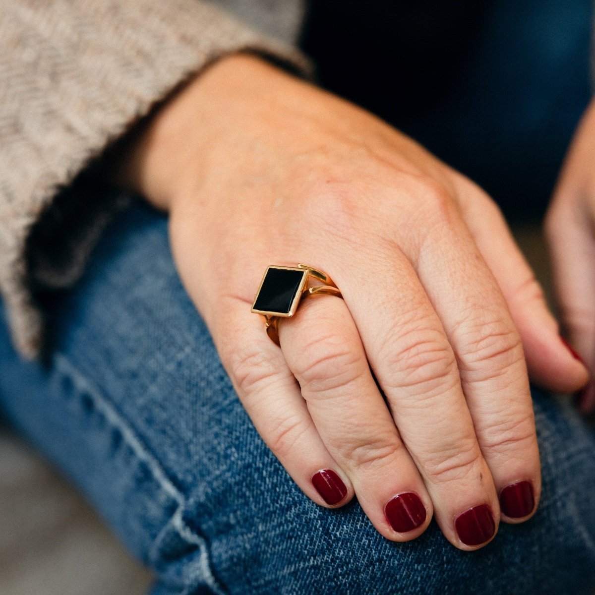 Bague Cocktail en or jaune et onyx