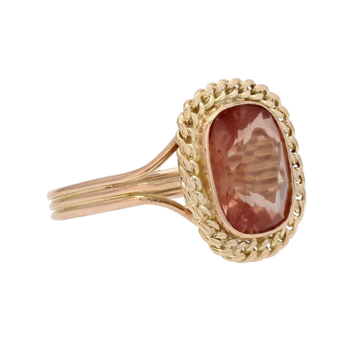 Bague Cocktail en or jaune et pierre de soleil - Castafiore