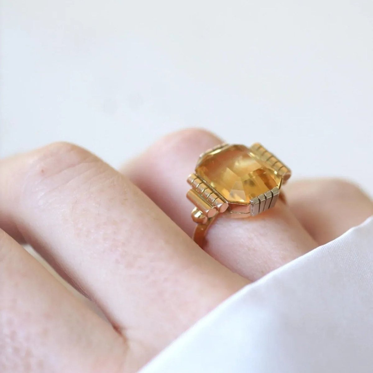 Bague Cocktail en or jaune, or blanc et citrine - Castafiore