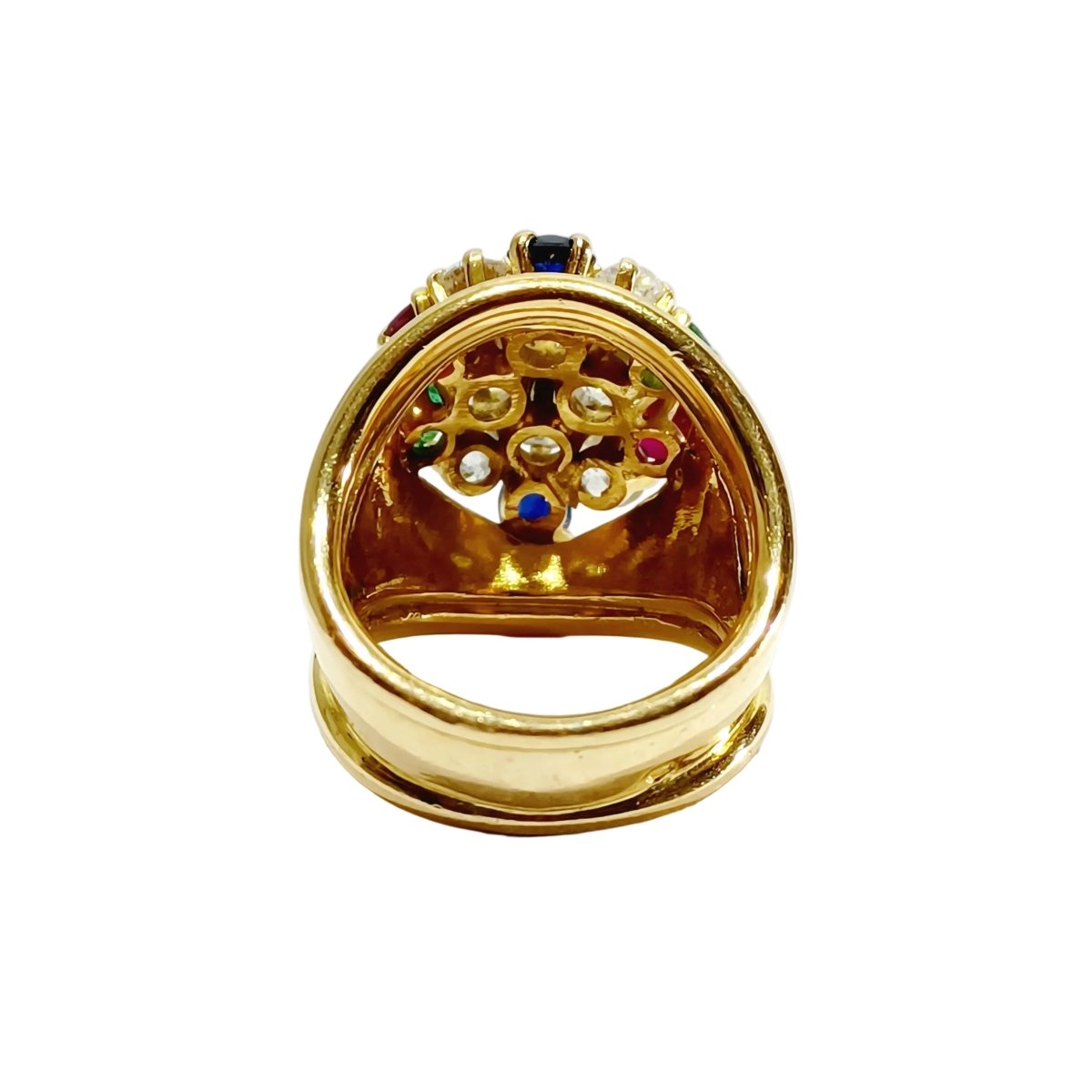 Bague Cocktail en or jaune, rubis, émeraudes, saphirs et diamants - Castafiore