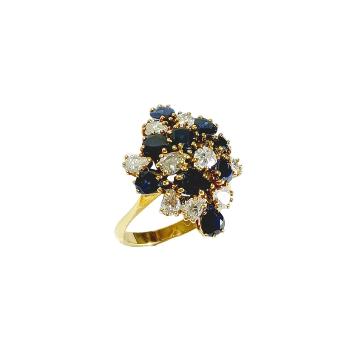 Bague Cocktail en or jaune, saphirs et diamants - Castafiore