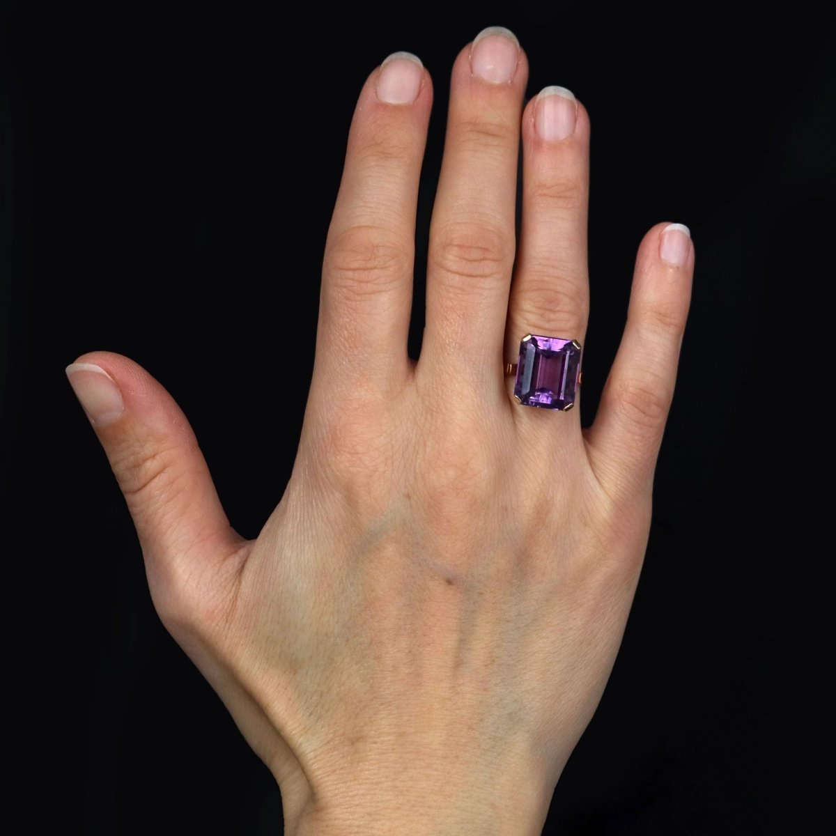 Bague Cocktail en or rose et améthyste - Castafiore