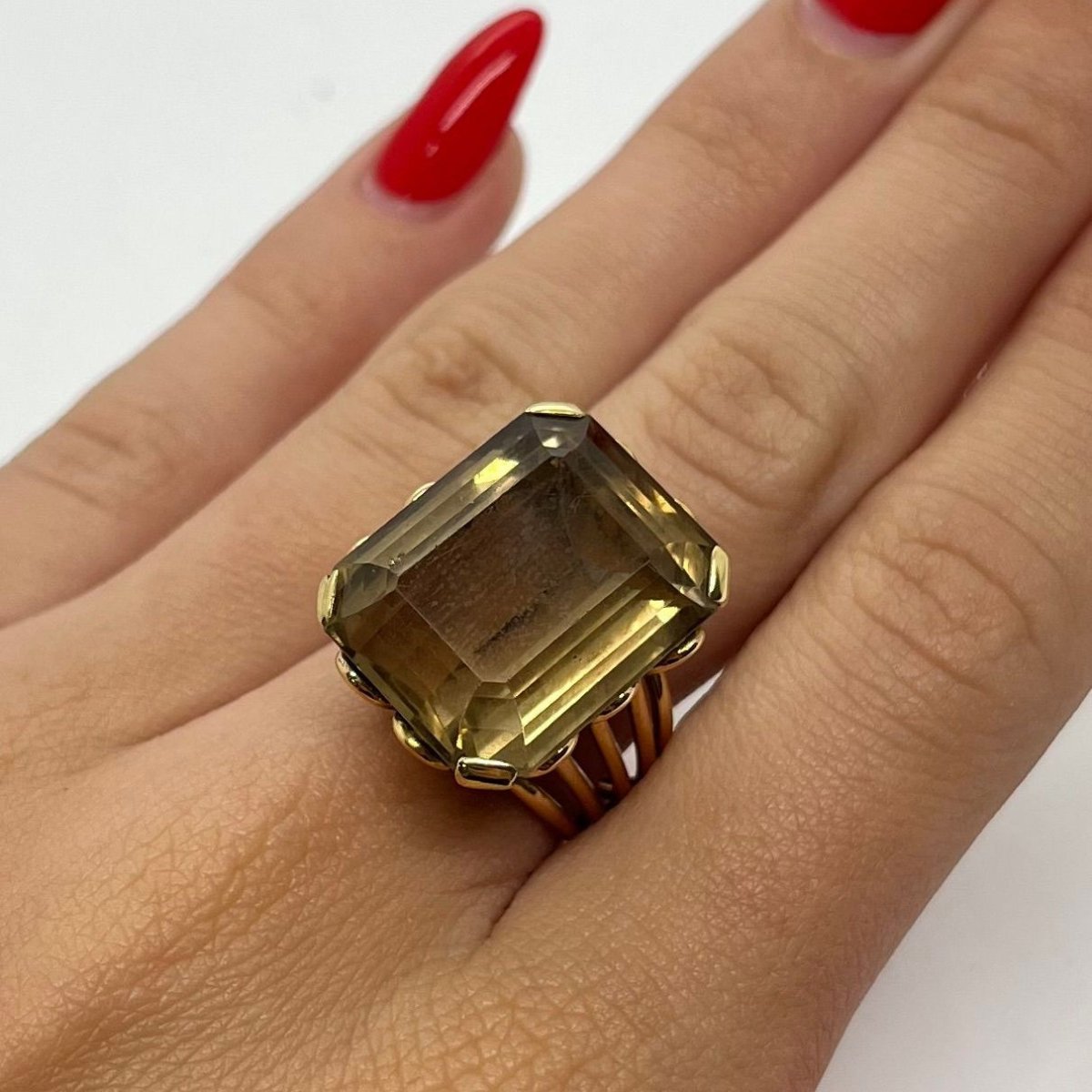 Bague Cocktail en or rose et quartz - Castafiore