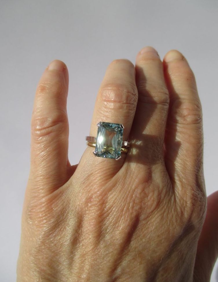 Bague Cocktail en platine et aigue-marine - Castafiore