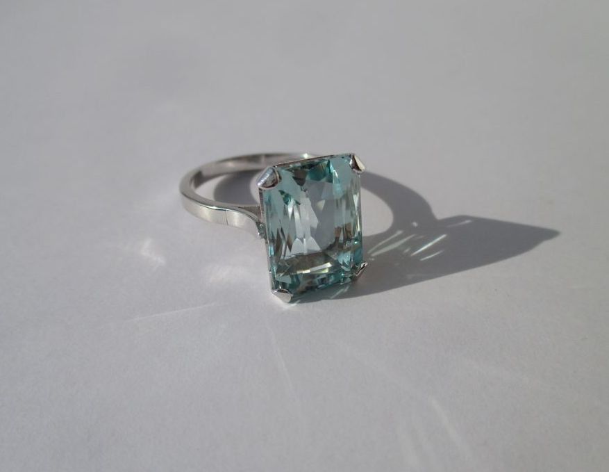 Bague Cocktail en platine et aigue-marine - Castafiore