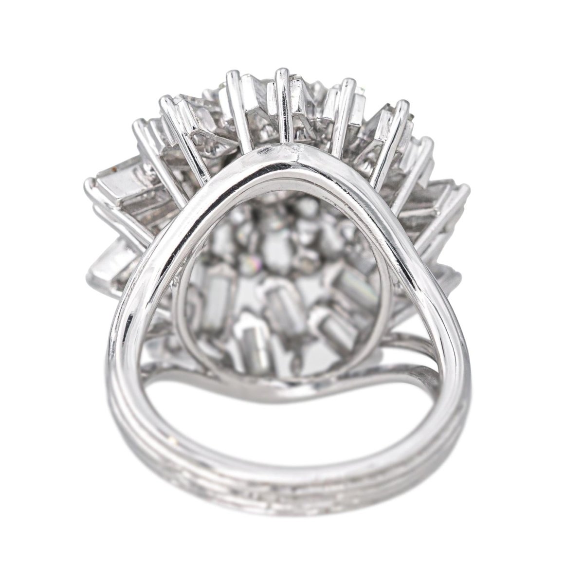 Bague Cocktail en platine et diamants - Castafiore