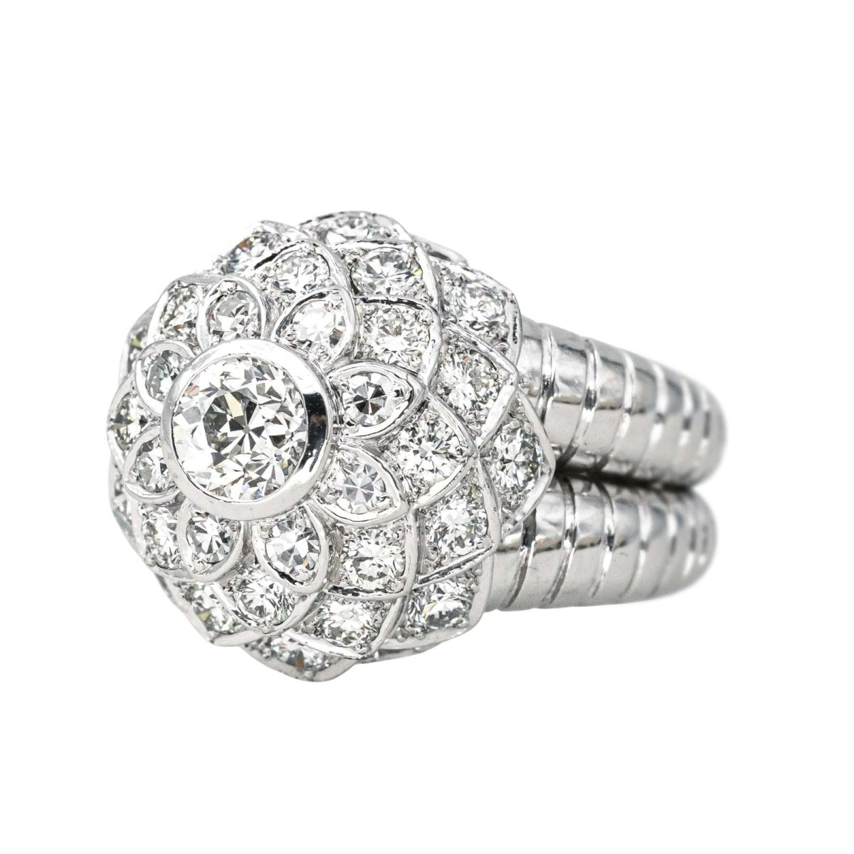 Bague Cocktail en platine et diamants - Castafiore