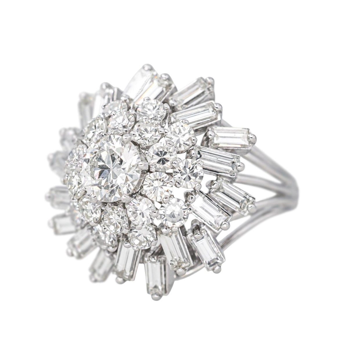 Bague Cocktail en platine et diamants - Castafiore