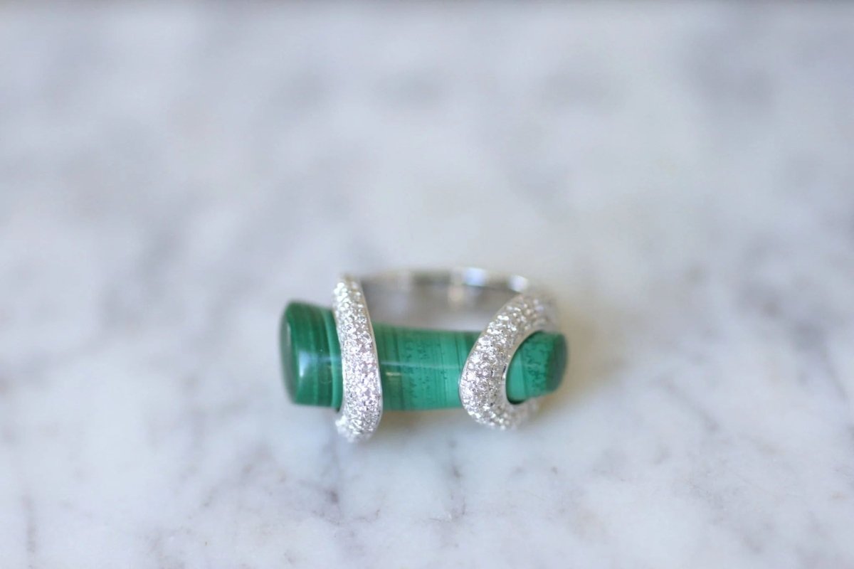 Bague Cocktail Gucci, malachite et diamants sur or blanc - Castafiore