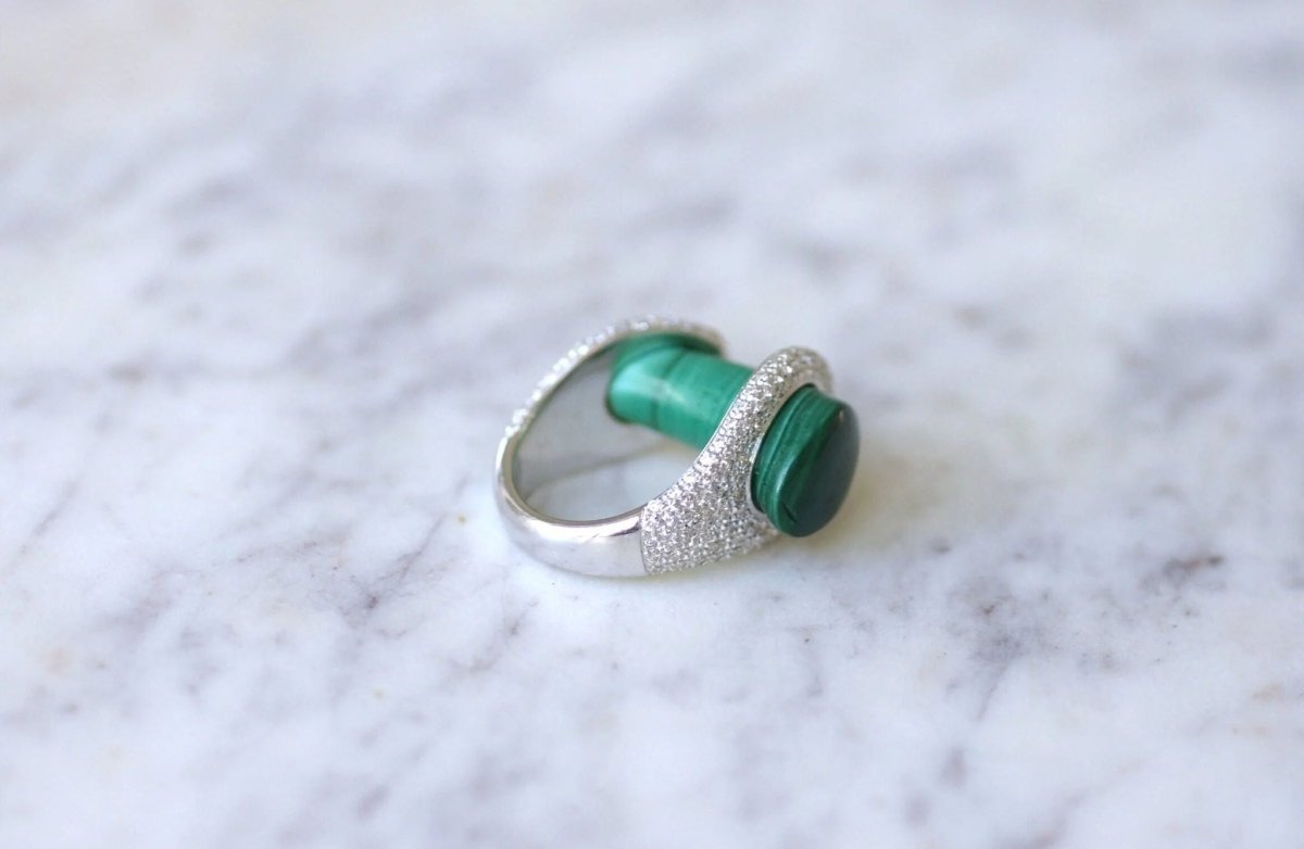 Bague Cocktail Gucci, malachite et diamants sur or blanc - Castafiore