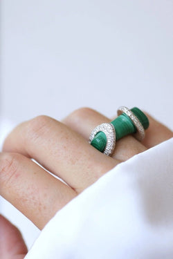 Bague Cocktail Gucci, malachite et diamants sur or blanc - Castafiore