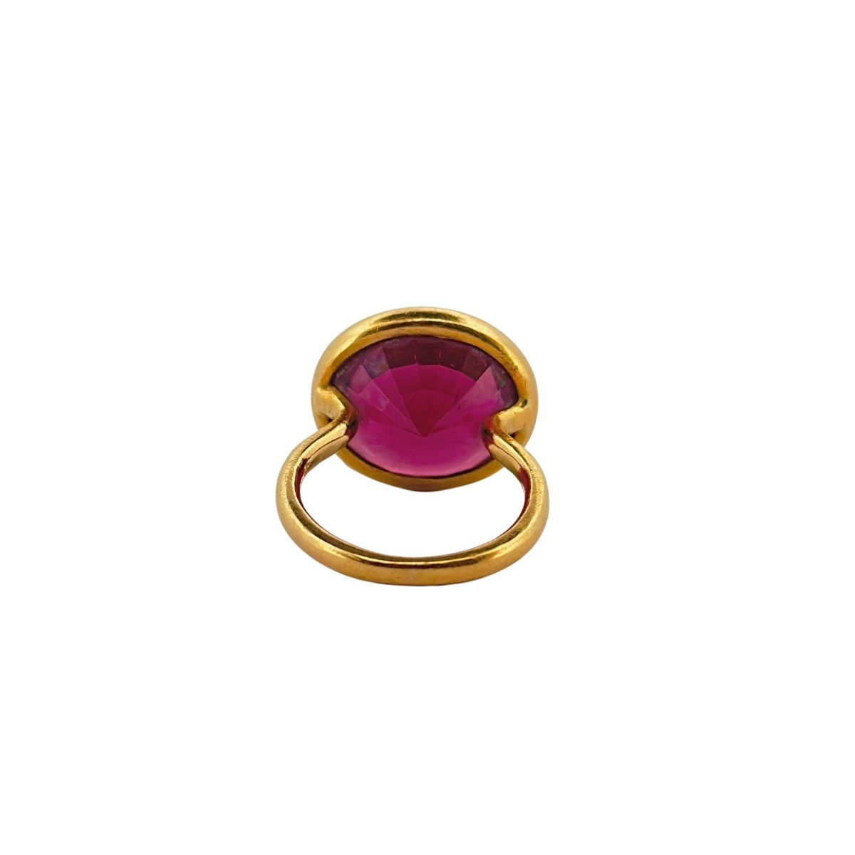 Marie-Hélène de Taillac Cocktail ring in yellow gold and garnet 