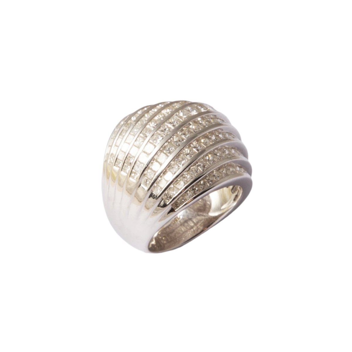 Bague Cocktail MESSIKA "Boule" en or blanc et diamants - Castafiore