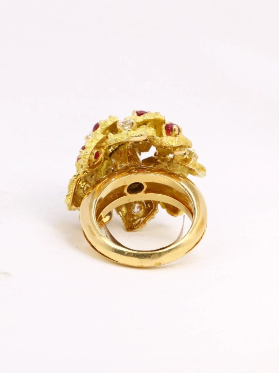 Bague cocktail or jaune diamants rubis - Castafiore