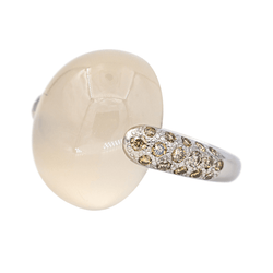 Bague Cocktail POMELLATO "Luna" en or blanc, pierre de lune et diamants - Castafiore