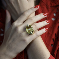 Bague Cocktail POMELLATO "Pin Up" en or jaune, quartz, tsavorites et diamants - Castafiore