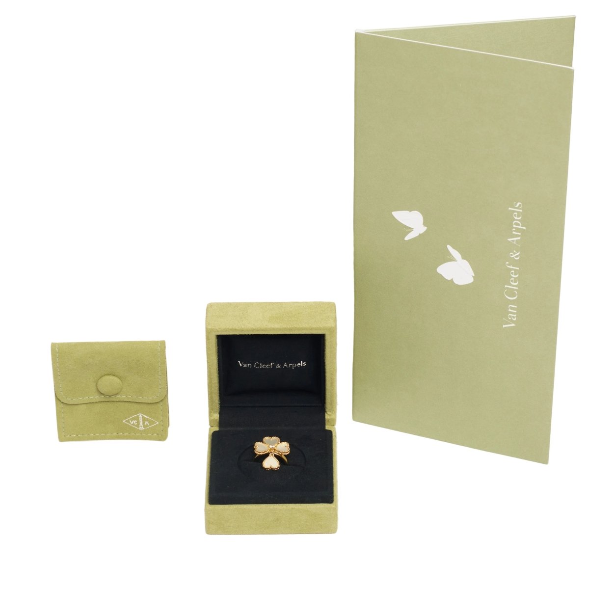 Bague Cocktail VAN CLEEF & ARPELS "Sweet Hearts" en or jaune, nacres et diamant - Castafiore