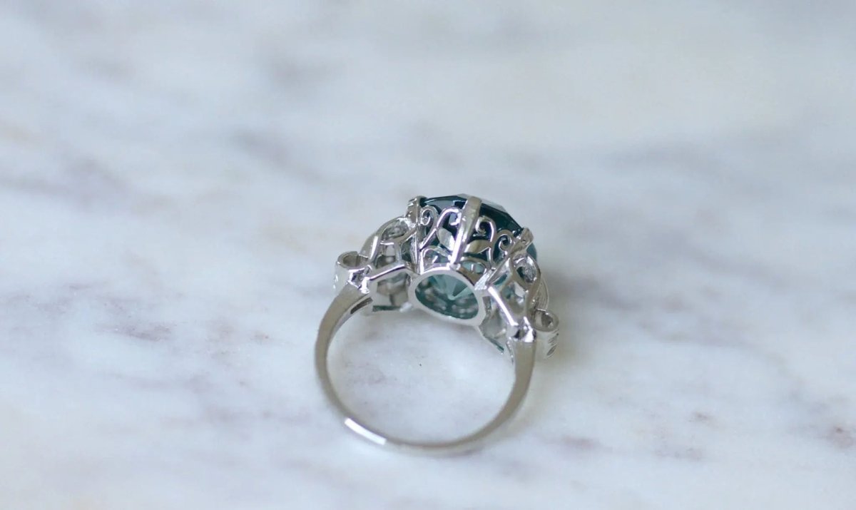 Bague Cocktail Zircon bleu et diamants sur platine - Castafiore