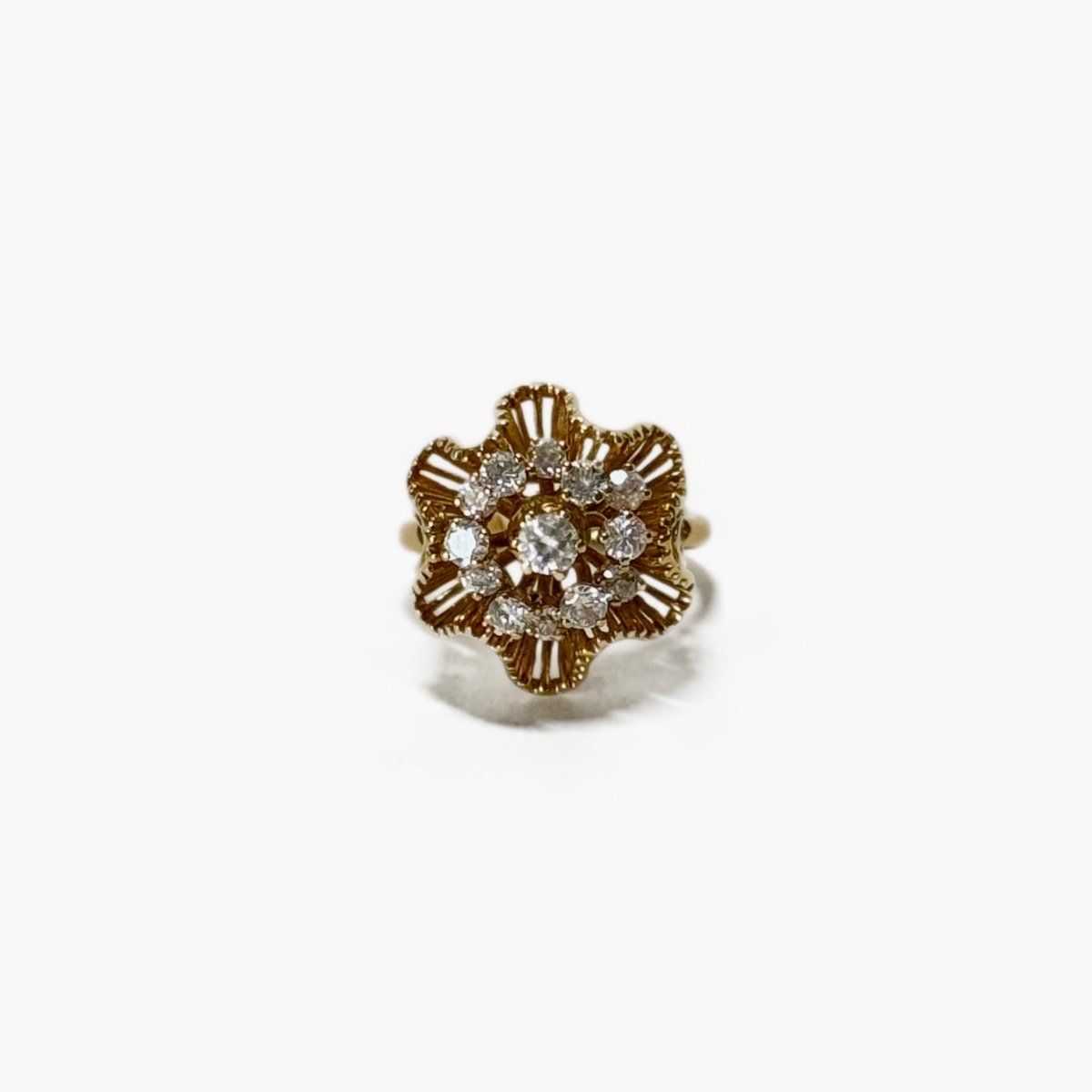 Bague corolle aux diamants - Castafiore