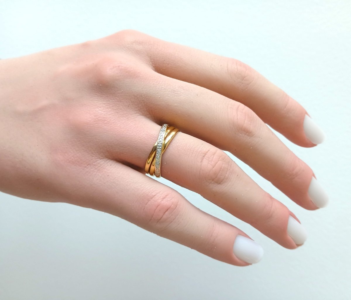 Bague croisée en or jaune et diamants - Castafiore