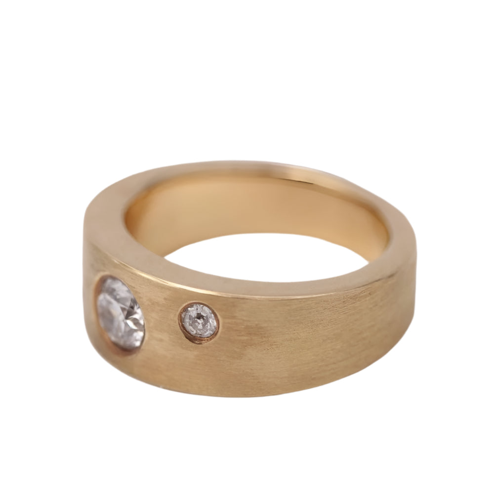 Bague d'auteur en or et brillants - Castafiore