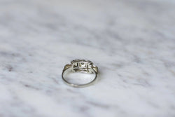 Bague de fiançailles Art Deco géométrique - Castafiore