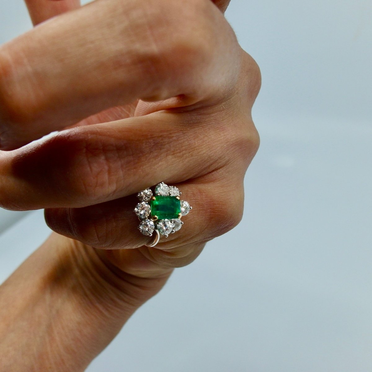 Bague de fiançailles diamants émeraude - Castafiore