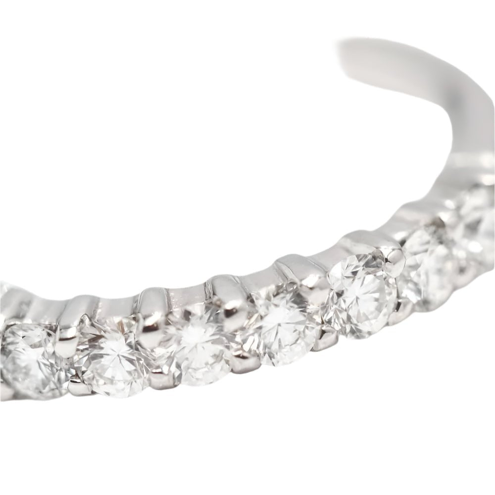 Bague demi - alliance en or blanc et diamants - Castafiore