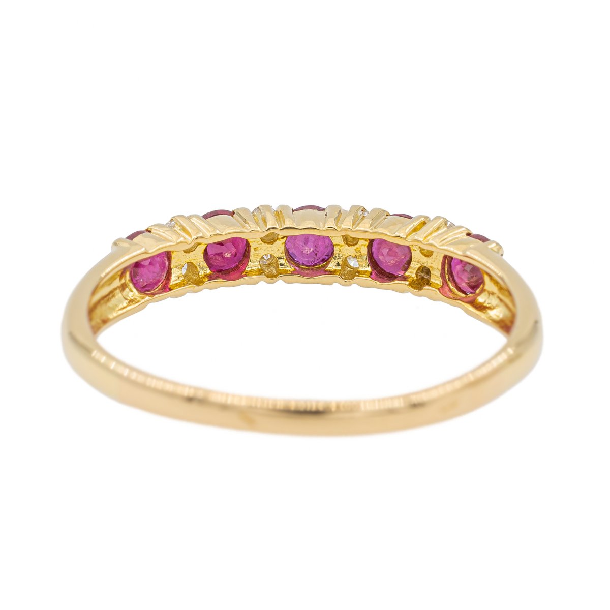 Bague Demi alliance en or jaune et rubis - Castafiore