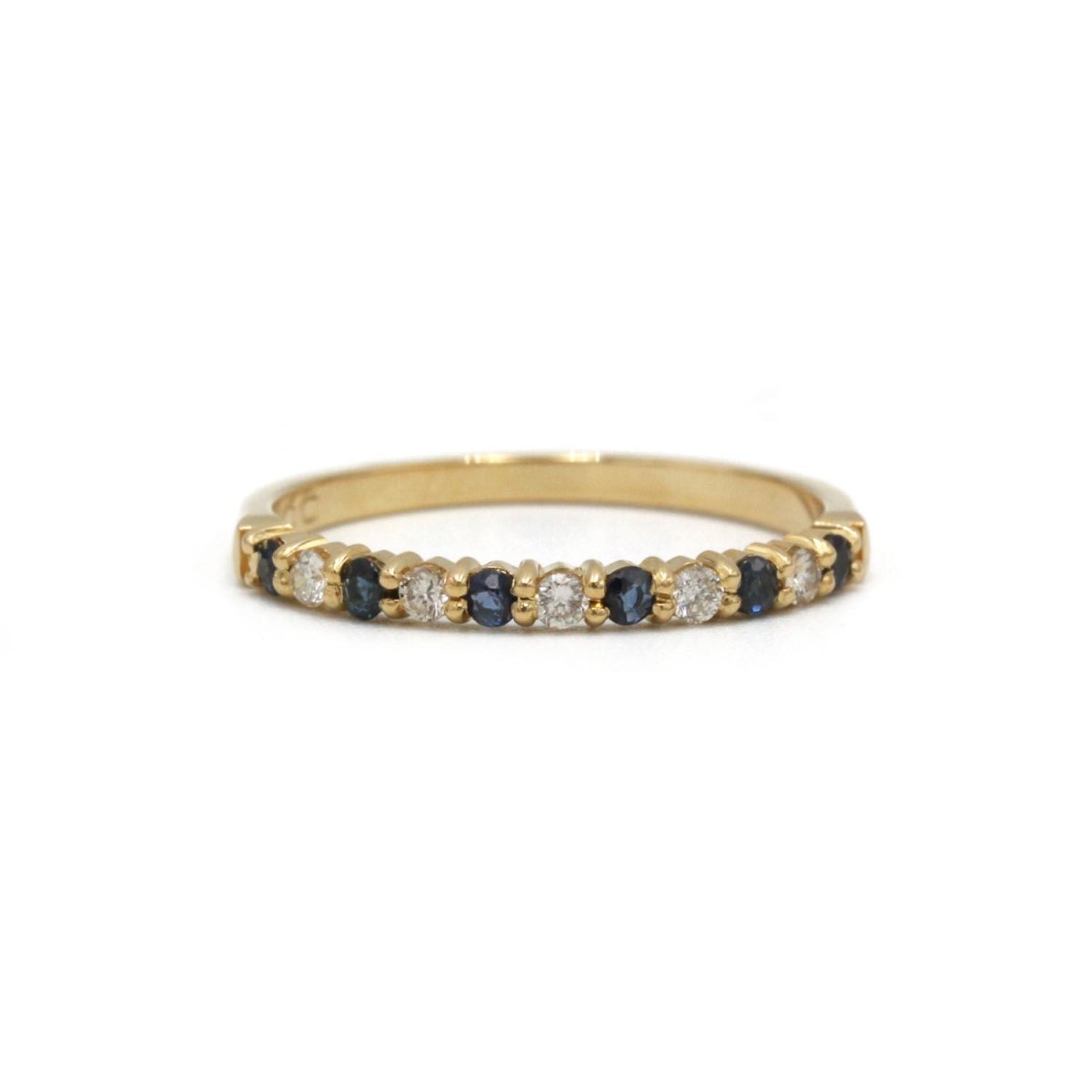 Bague Demi - Alliance en or jaune, saphirs et diamants - Castafiore