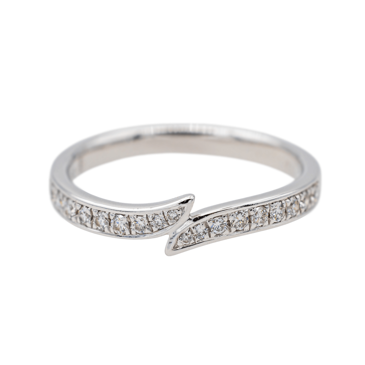 Bague Demi alliance en platine et diamant - Castafiore