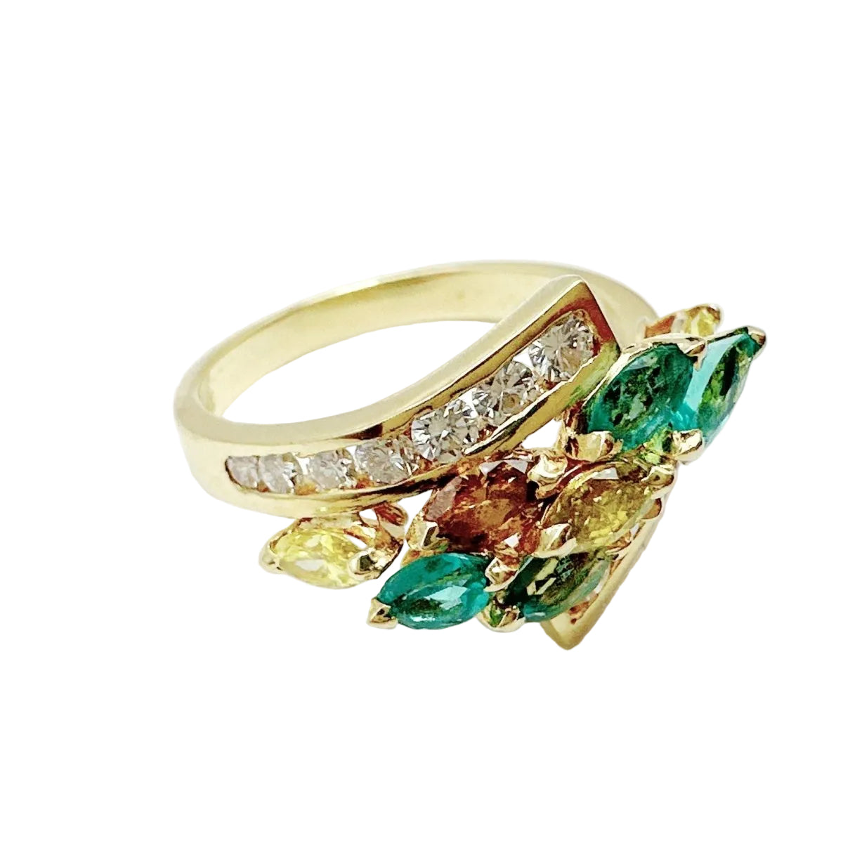 Bague design croisé en or jaune et diamants - Castafiore