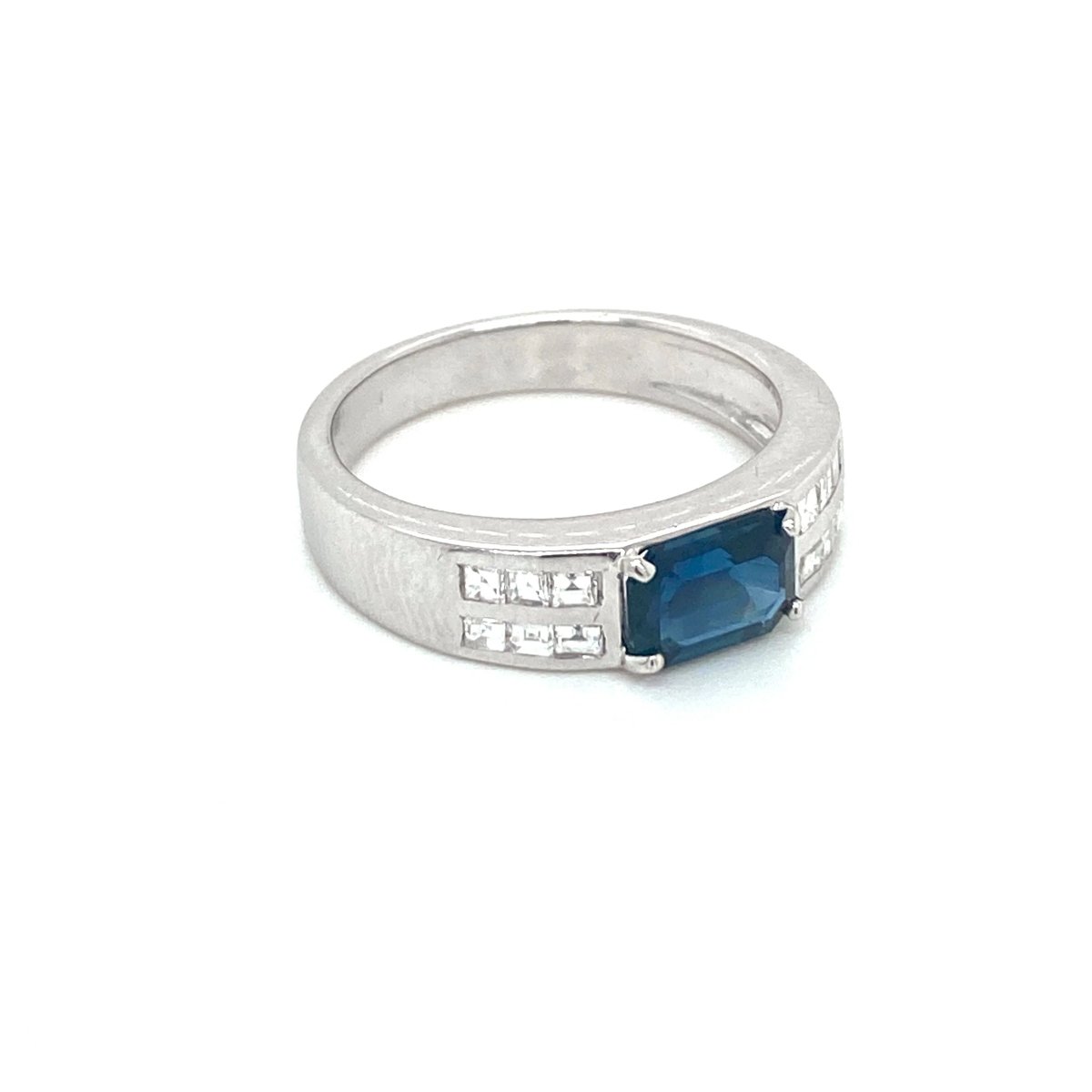 Bague d'été en or avec saphir et diamant - Castafiore