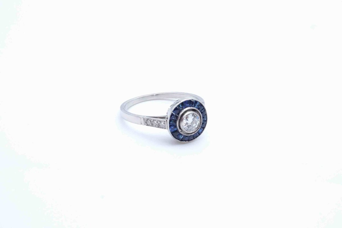 Bague diamant et saphirs calibrés en platine - Castafiore
