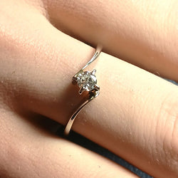 Bague DIAMANT Solitaire croisée en or blanc - Castafiore