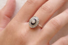 Bague diamants saphirs ovale en or - Castafiore