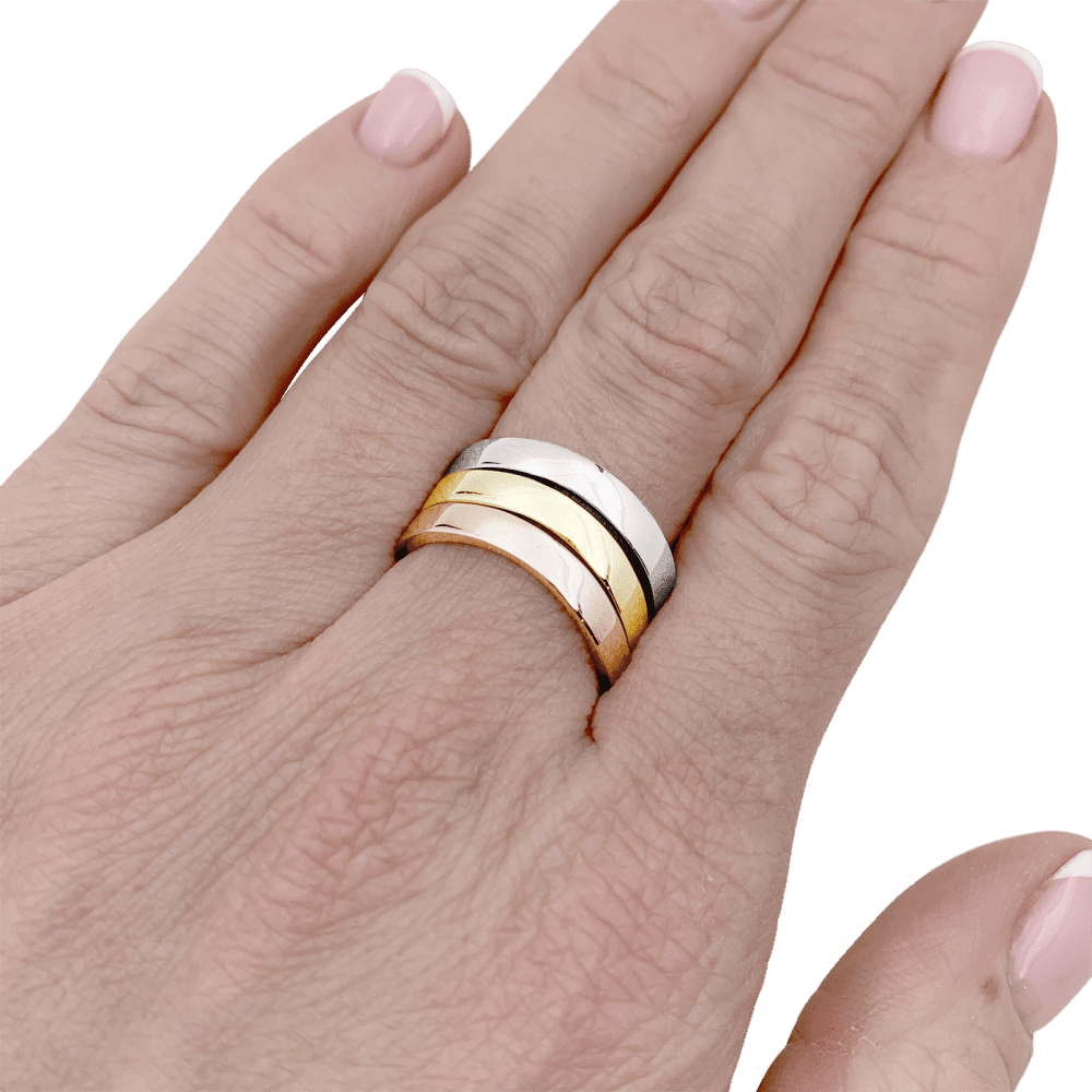 Ring Dinh Van three rings in three shades of gold.