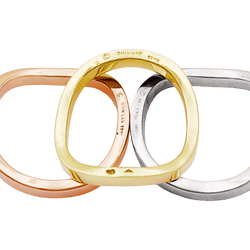 Ring Dinh Van three rings in three shades of gold.