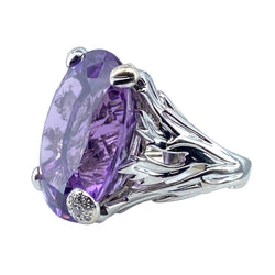 Bague DIOR en or 18 carats, grand modèle MISS DIOR, améthyste et diamants - Castafiore