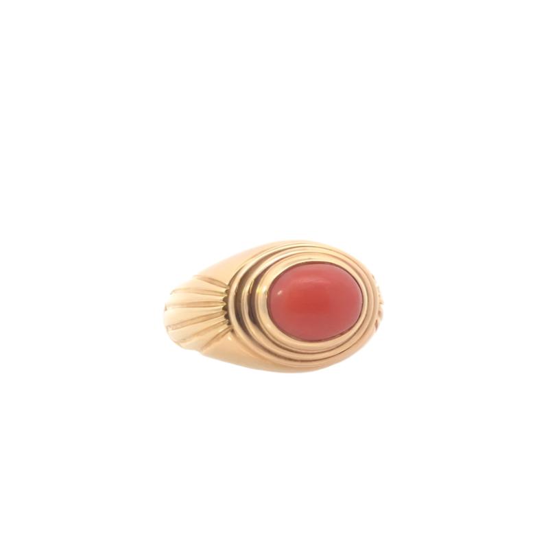 Bague d'occasion signée Boucheron corail ovale en or - Castafiore