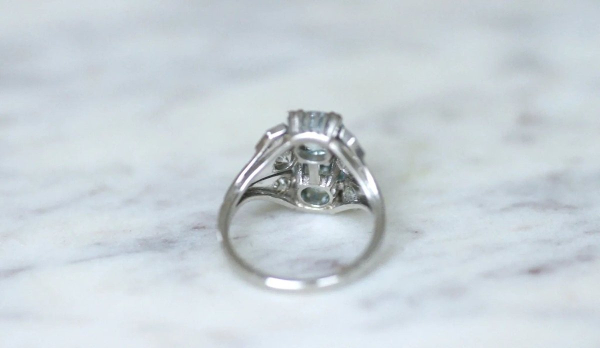 Bague dôme Art Deco aigue - marine et diamant - Castafiore